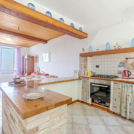 Apartment 1 Bedroom Awesome In Uscio